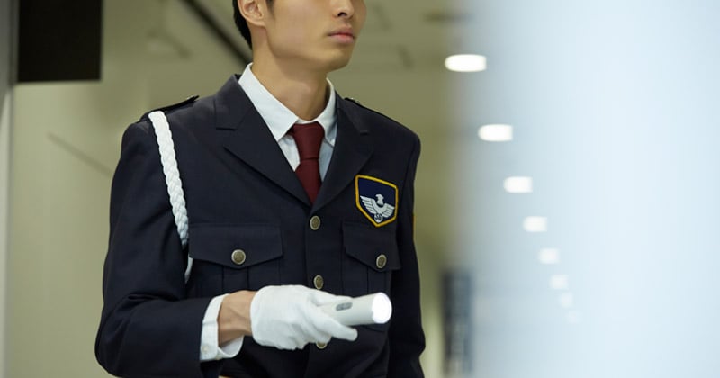 警備業界の人手不足をDXで解決!スマートグラスと最新技術の活用法