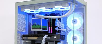 ピラーレスPCケースで自作PCの楽しさを再発見