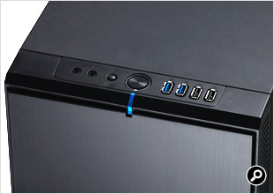 端子類は上面の最前面にある