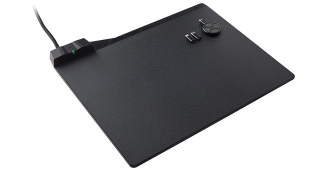 CORSAIR MM1000 Qi Wireless Charging 製品画像