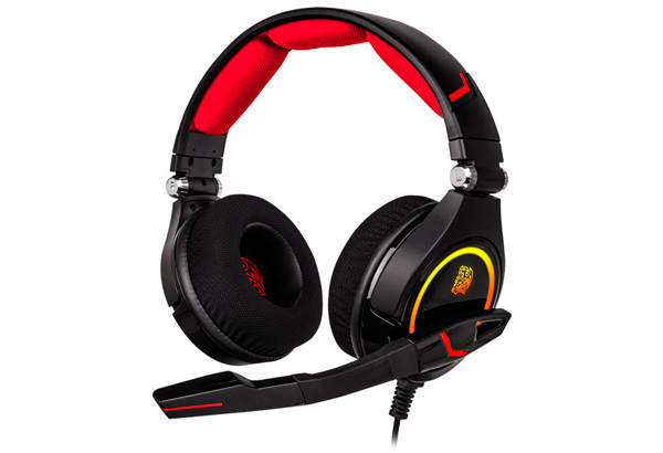 Tt eSPORTS CRONOS RGB 7.1 製品画像