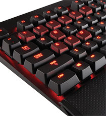 Nキーロールオーバー、100%アンチゴースト機能に対応 WASDと1~6のキーキャップ、パームレストを同梱