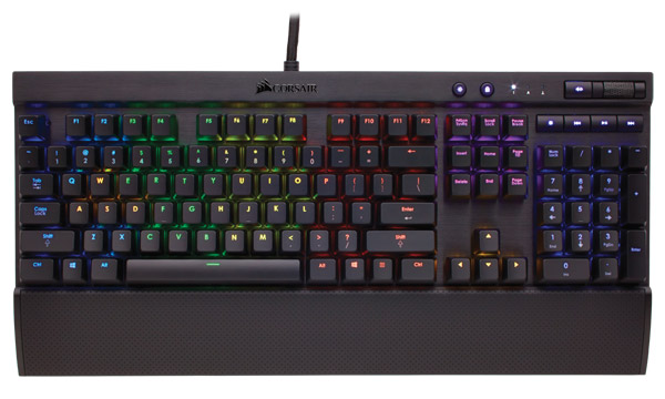 1,680万色で発色するLEDバックライトを採用