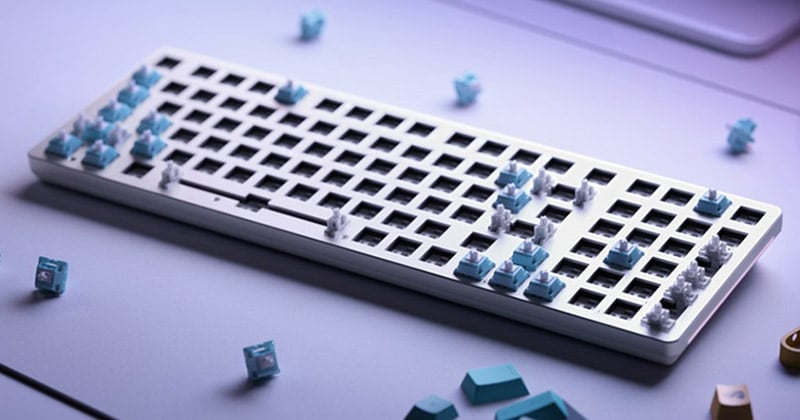 テンキーレスサイズに近い96%キーボード用ベアボーン