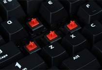 CHERRY社製MXキースイッチ「赤軸」を採用