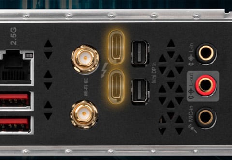 Thunderbolt 4ポートを搭載