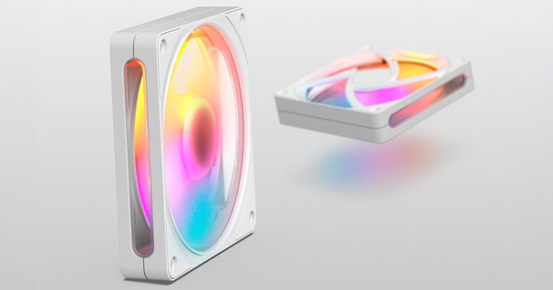 アドレサブルRGB LEDを8個搭載