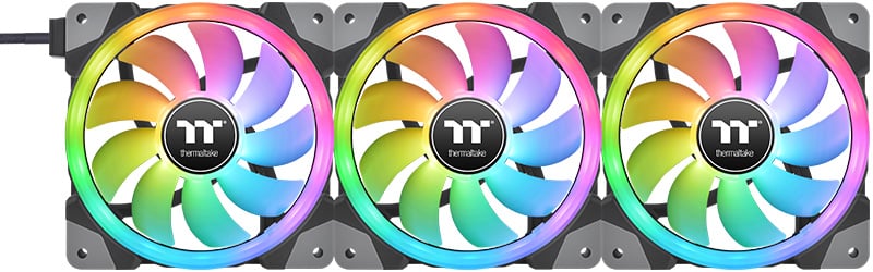 マグネットで連結し、ケーブル1本で管理可能